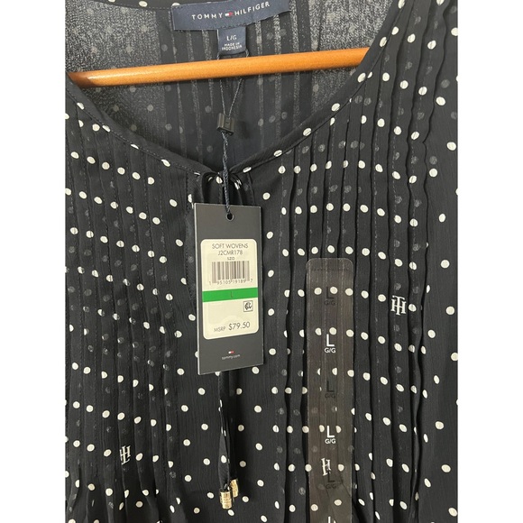 Tommy Hilfiger Dot Keyhole Blouse in Navy Size Large - Picture 7 of 8